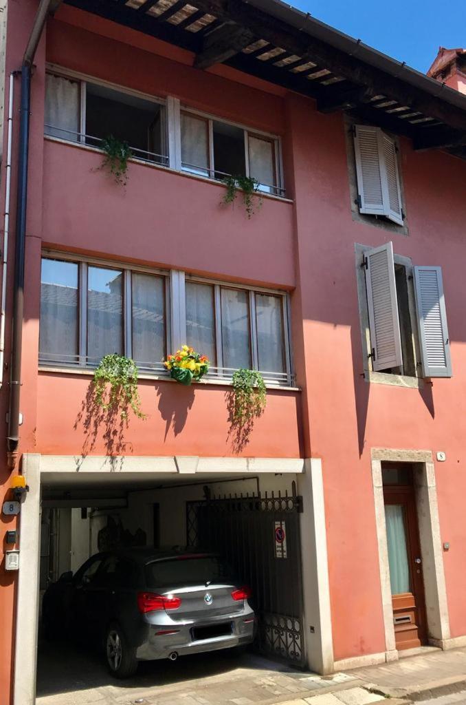 Che Piacere! Udine In Centro Col Posto Auto Apartment Exterior photo